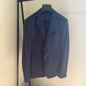 Men’s Lief Horsens Navy Slim Fit Suit (38R Jacket/32R Pants)